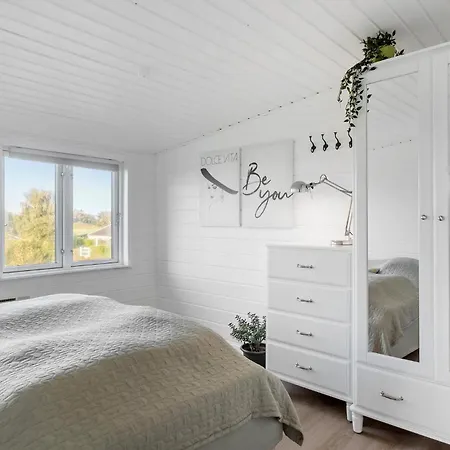 Prázdninový dům Pet Friendly In With Wifi Bogø By